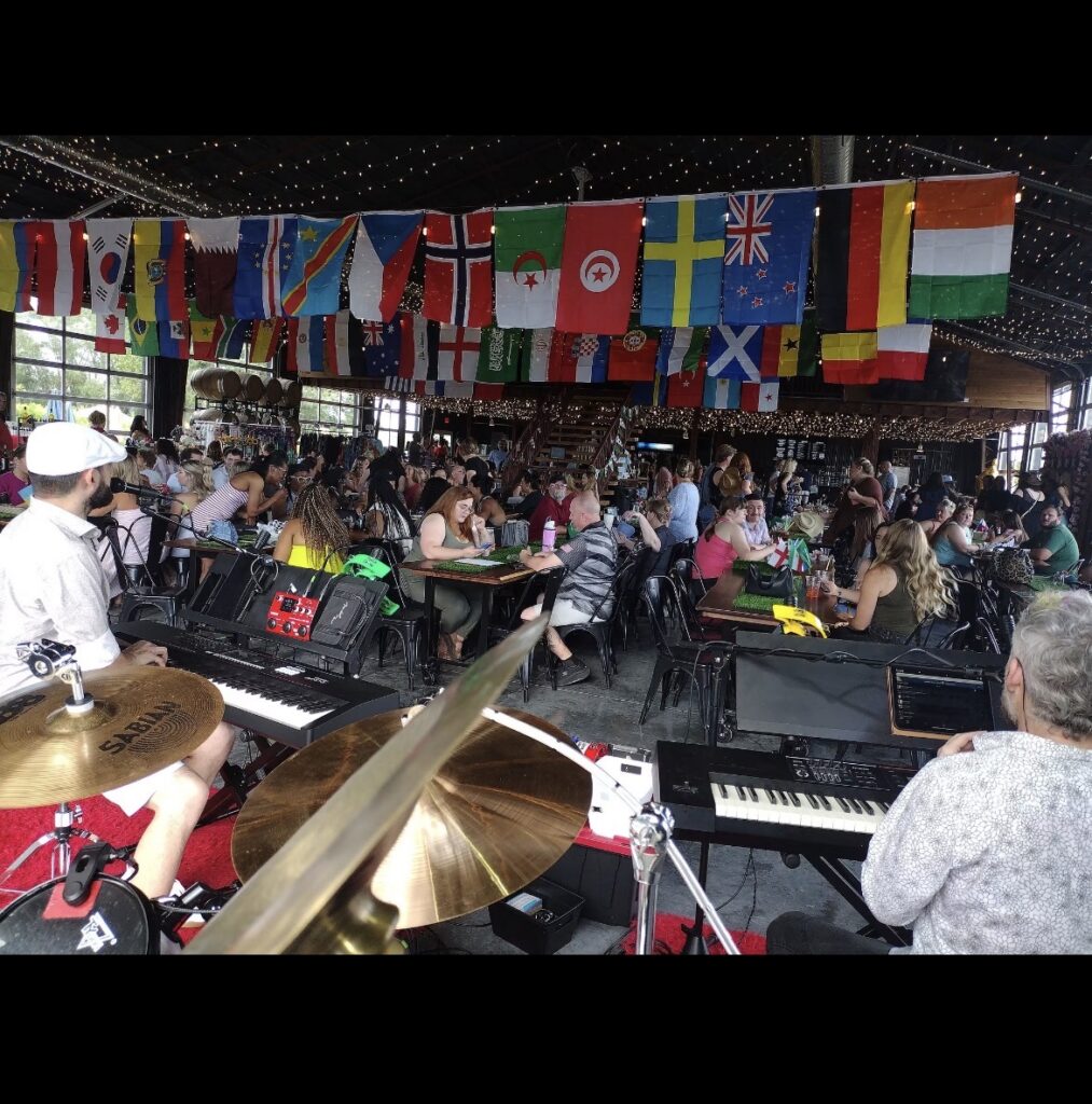 Dueling Pianos